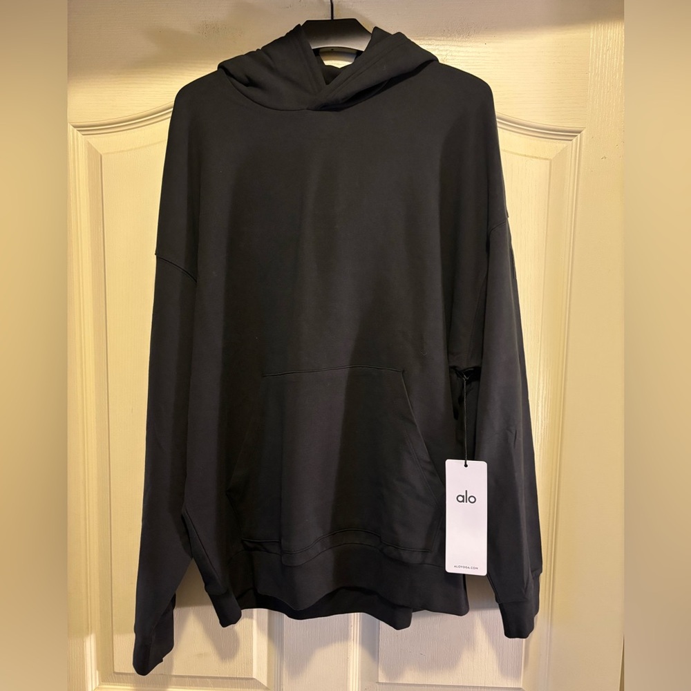 ALO Yoga Men’s “Double Take” Hoodie (M) *NEW FOR FALL/WINTER* - Picture 7 of 10